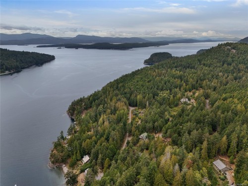 470 Heck Hill Rd, Mayne Island, BC 