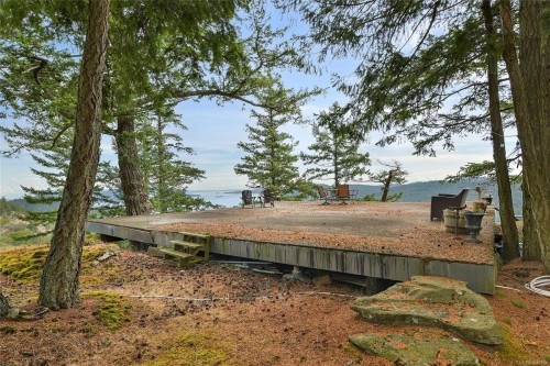470 Heck Hill Rd, Mayne Island, BC 