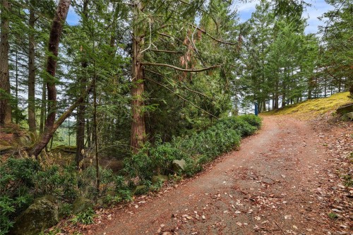470 Heck Hill Rd, Mayne Island, BC 