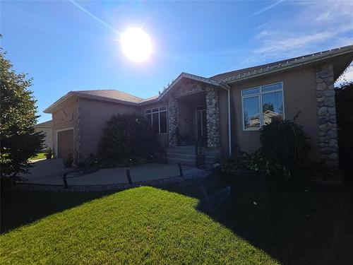 131 Belanger Dr, Lorette, MB 