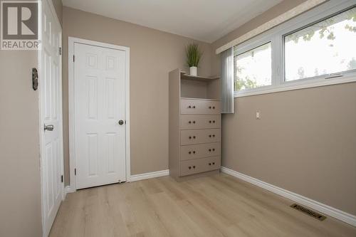 403 Sydenham Rd, Sault Ste. Marie, ON 