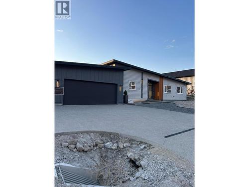 17587 Sanborn Street, Summerland, BC 