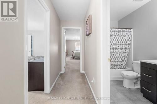 21 Kirkstone Private, Ottawa, ON 