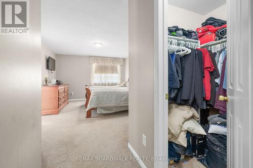 21 Kirkstone Private, Ottawa, ON 