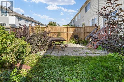 21 Kirkstone Private, Ottawa, ON 