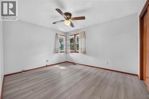 298 Elsfield Crescent, Sarnia, ON 