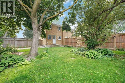 298 Elsfield Crescent, Sarnia, ON 