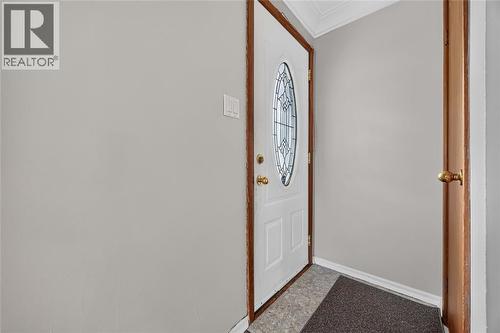 298 Elsfield Crescent, Sarnia, ON 