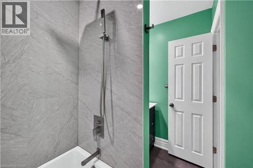 21 Cameron Avenue N, Hamilton, ON 