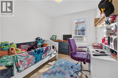 21 Cameron Avenue N, Hamilton, ON 