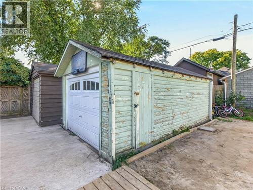 21 Cameron Avenue N, Hamilton, ON 