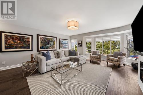 Th9 - 442 Maple Avenue, Burlington, ON 