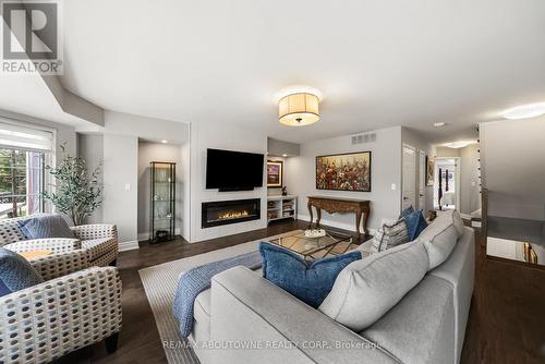 Th9 - 442 Maple Avenue, Burlington, ON 