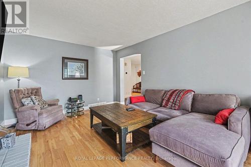 6284 Sundown Crescent, Ottawa, ON 
