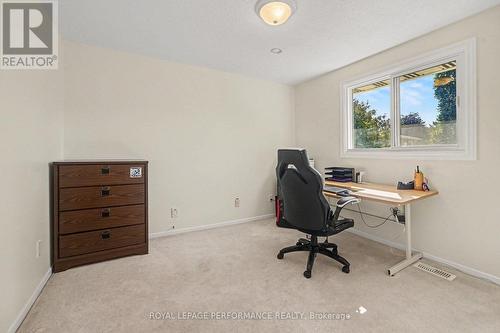 6284 Sundown Crescent, Ottawa, ON 