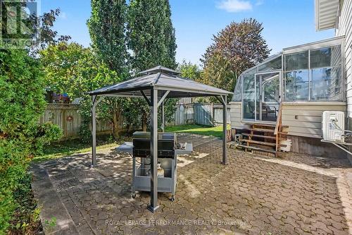 6284 Sundown Crescent, Ottawa, ON 