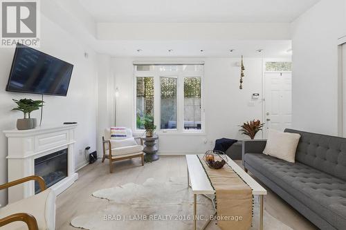 29 - 80 Carr Street, Toronto, ON 
