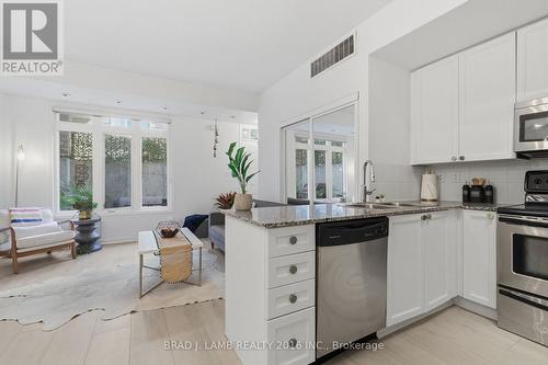 29 - 80 Carr Street, Toronto, ON 
