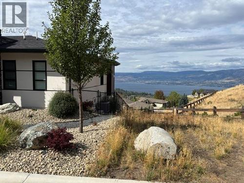 796 Kuipers Crescent Unit# 11, Kelowna, BC 