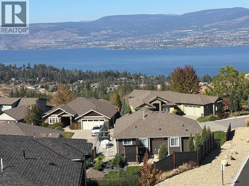 796 Kuipers Crescent Unit# 11, Kelowna, BC 
