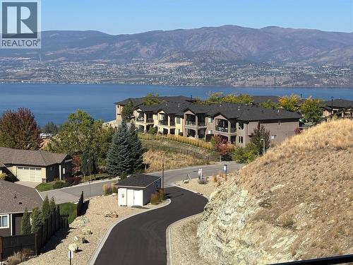 796 Kuipers Crescent Unit# 11, Kelowna, BC 