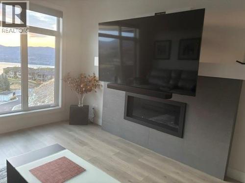 796 Kuipers Crescent Unit# 11, Kelowna, BC 