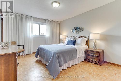 7431 Sigsbee Drive, Mississauga, ON 