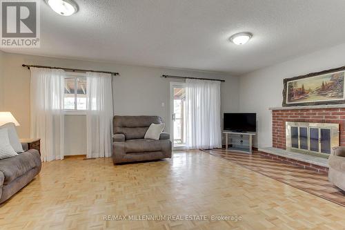 7431 Sigsbee Drive, Mississauga, ON 