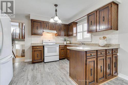 Very well maintained - 7431 Sigsbee Drive, Mississauga, ON 