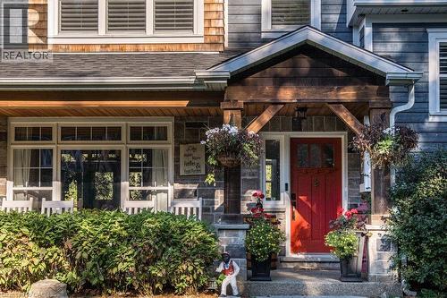 381 Woodworth Court, Ancaster, ON 