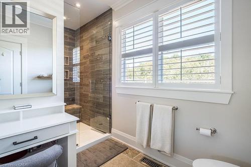 381 Woodworth Court, Ancaster, ON 