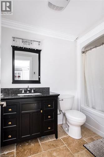 381 Woodworth Court, Ancaster, ON 
