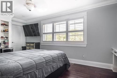 381 Woodworth Court, Ancaster, ON 
