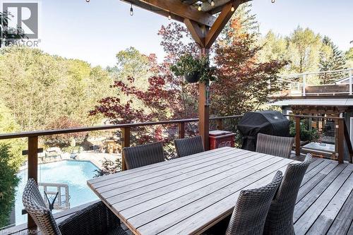 381 Woodworth Court, Ancaster, ON 