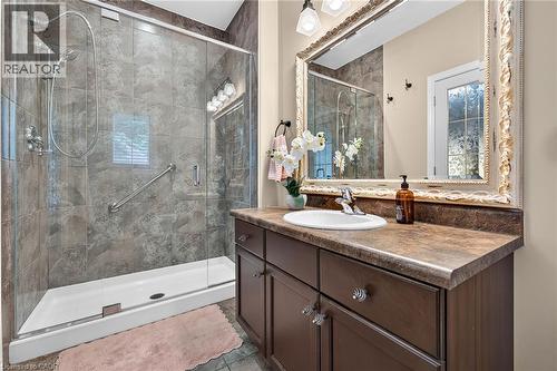 18 Heathcote Court, Grimsby, ON 