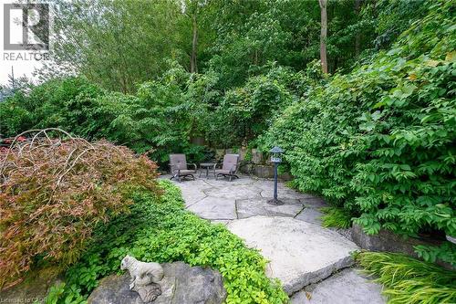 18 Heathcote Court, Grimsby, ON 