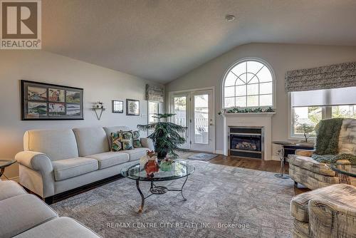 8 - 20 Windemere Place, St. Thomas, ON 