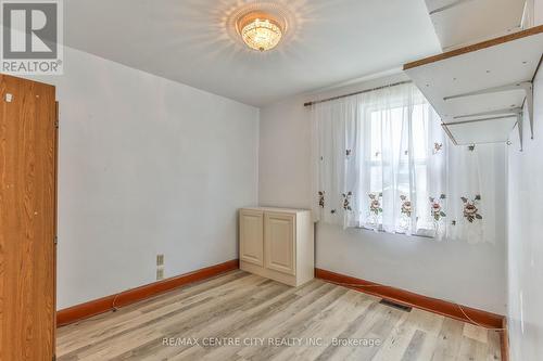 10 Concession Street E, Tillsonburg, ON 