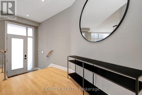 376C WILMONT AVENUE , Ottawa, Ontario K2A 0B1 2