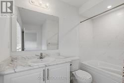 Ensuite Bathroom - 