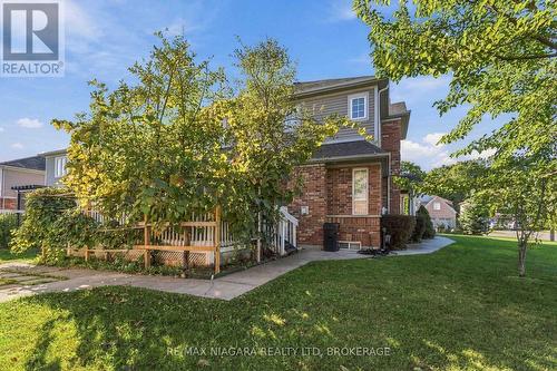 8760 Milomir Street, Niagara Falls (Forestview), ON 