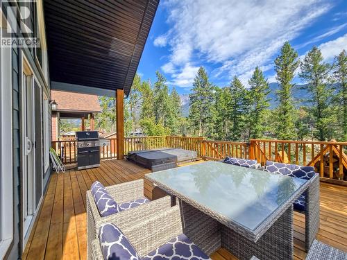 4868 Riverview Drive Unit# 81, Edgewater, BC 