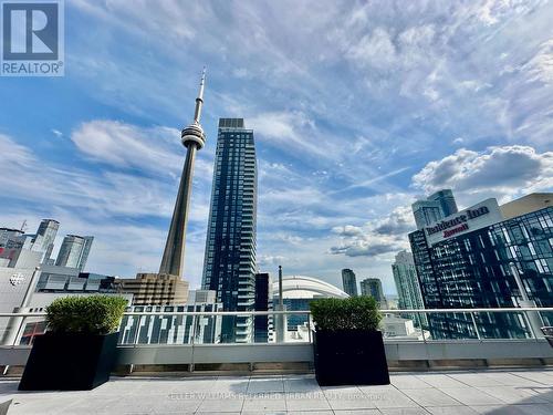 Rooftop with this View for BBQ or Sun-Tanning! - 339 - 250 Wellington Street W, Toronto, ON 