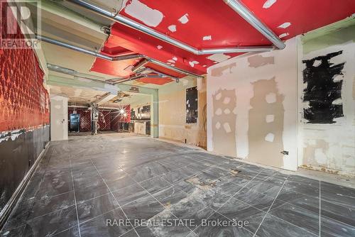 200 Bathurst Street, Toronto, ON 