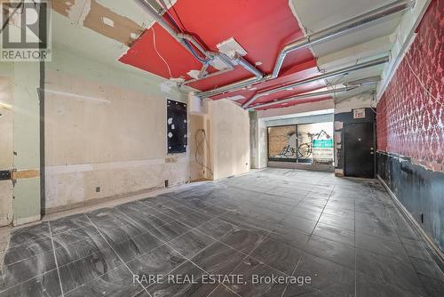 200 Bathurst Street, Toronto, ON 