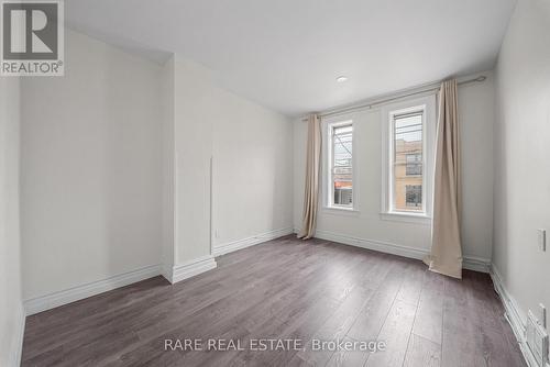200 Bathurst Street, Toronto, ON 