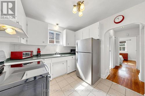 Kitchen - 120 Pitt Avenue, Toronto, ON 