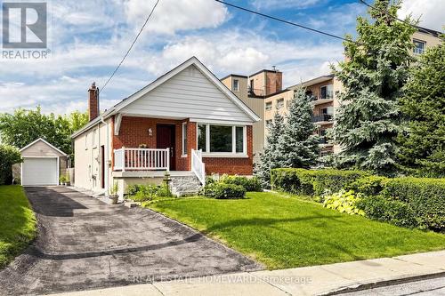 120 Pitt Avenue, Toronto, ON 