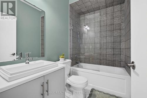 3878 Major Mackenzie Drive W, Vaughan, ON 