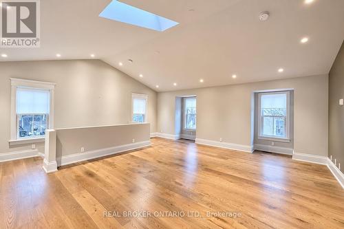 COACH HOUSE - 361 MAIN STREET N , Markham, Ontario L3P 1Z3 4